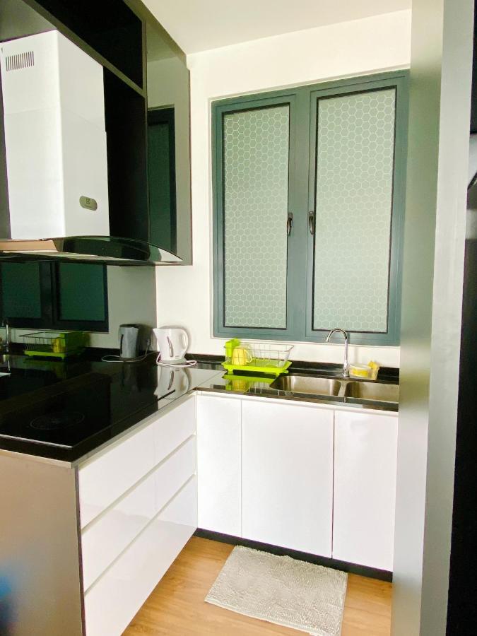 Dream Suite 2 - Landmark Residence 1, High Floor, Nice View, Wi-Fi & Tv Box กาจัง ภายนอก รูปภาพ